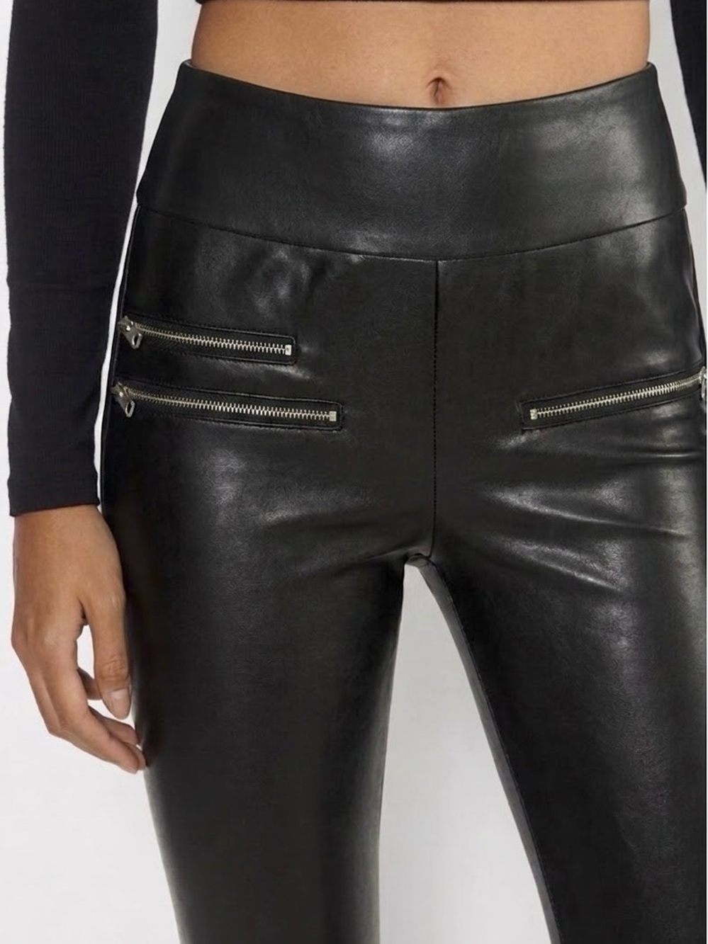 Aritzia Wilfred Free Black Glossy Faux Leather Stretch Zipper Leggings Size XS